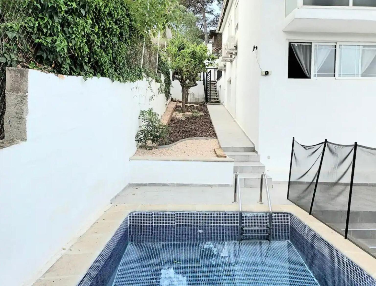 Villa 20 Min From Bcn- Charming House W/ Pool & Bbq Area Cervelló Esterno foto